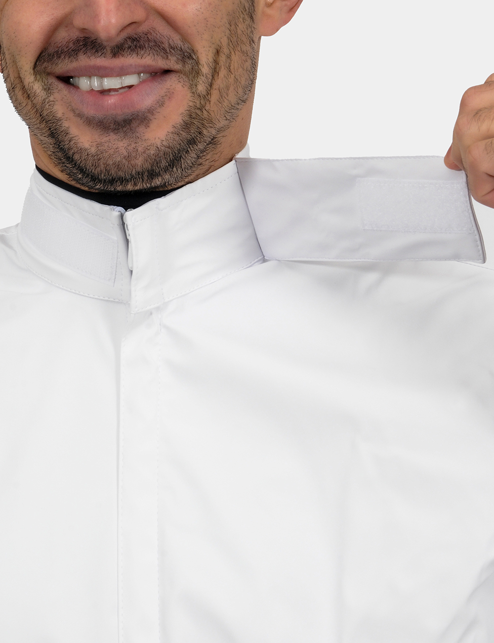 sottogiubba-gommato-033-particolare-colletto-aperto